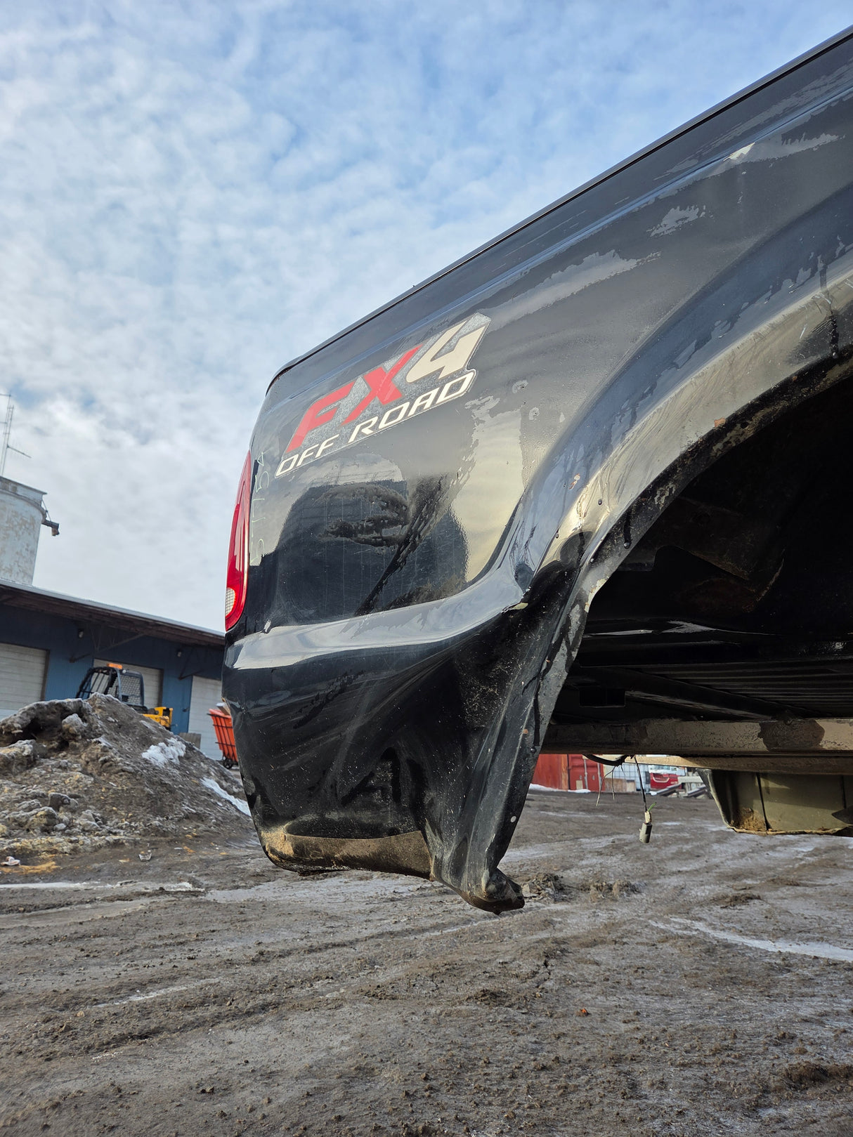 1999-2010 Ford Super Duty F250 F350 6' 9" Short Truck Bed