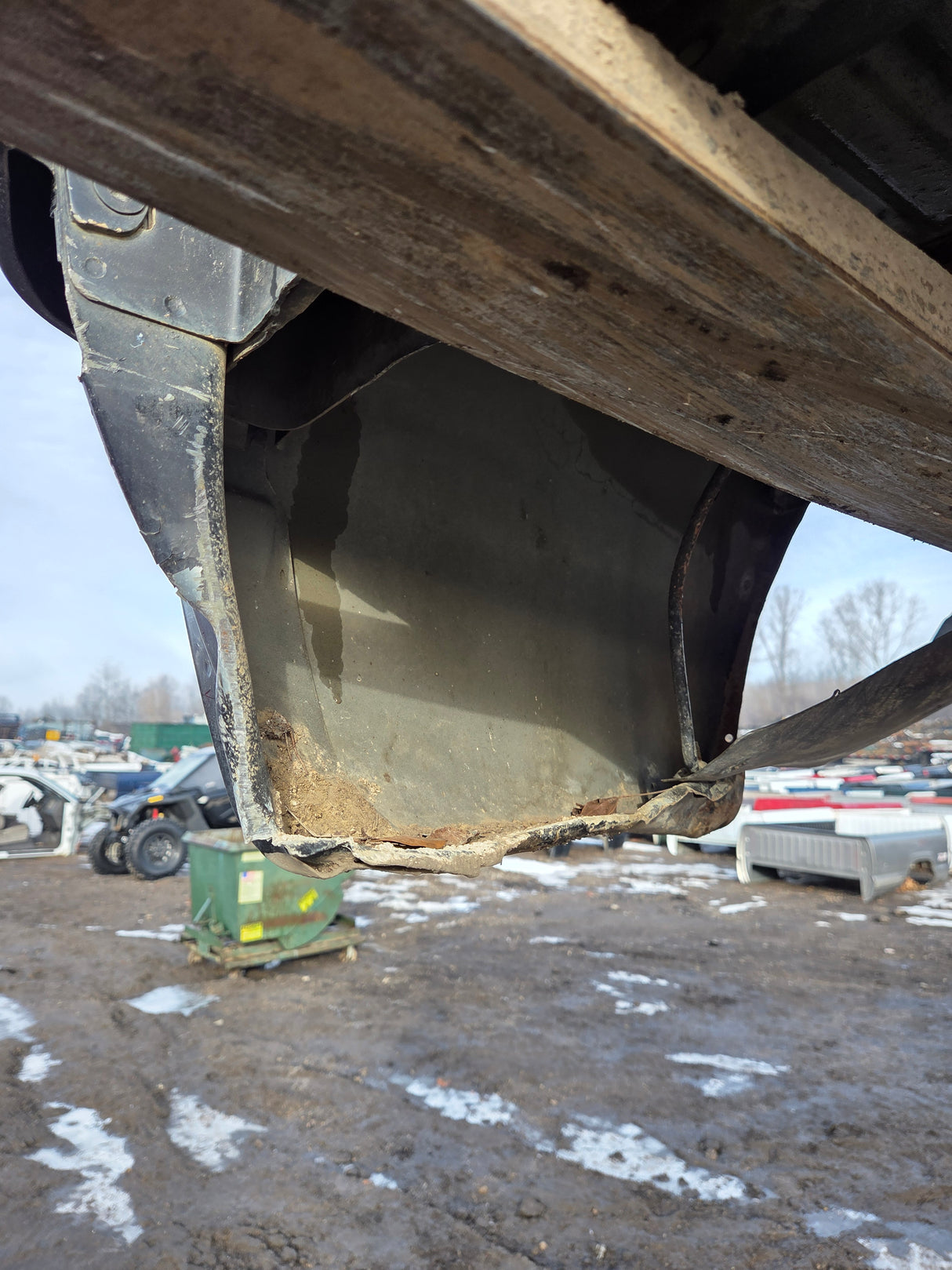 1999-2010 Ford Super Duty F250 F350 6' 9" Short Truck Bed