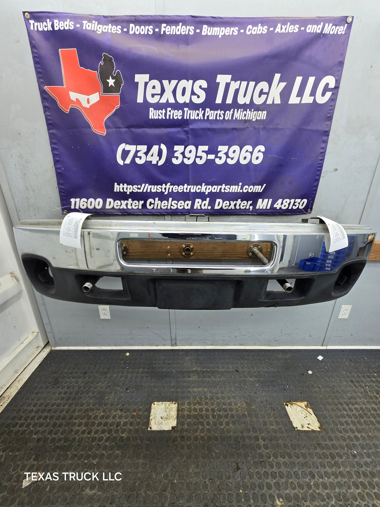 2011-2013 GMC Sierra 2500 HD 3500HD Front Bumper