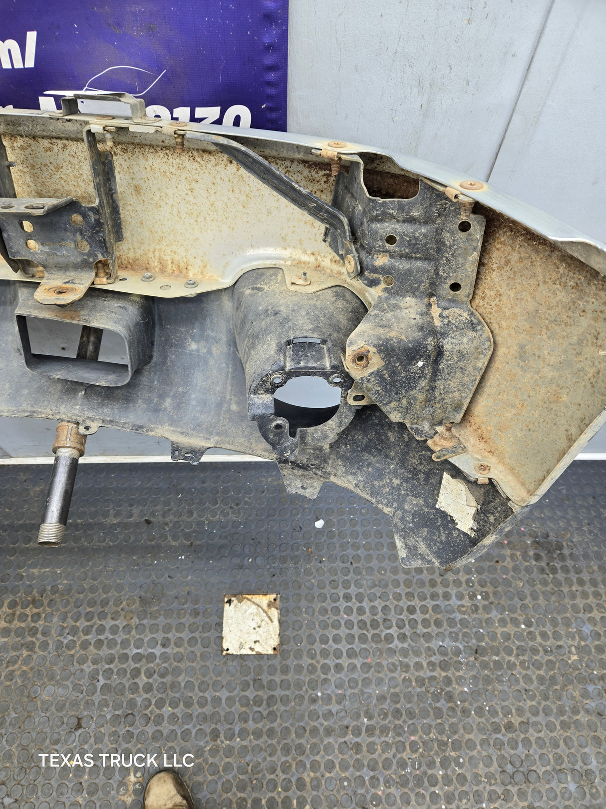 2011-2013 GMC Sierra 2500 HD 3500HD Front Bumper