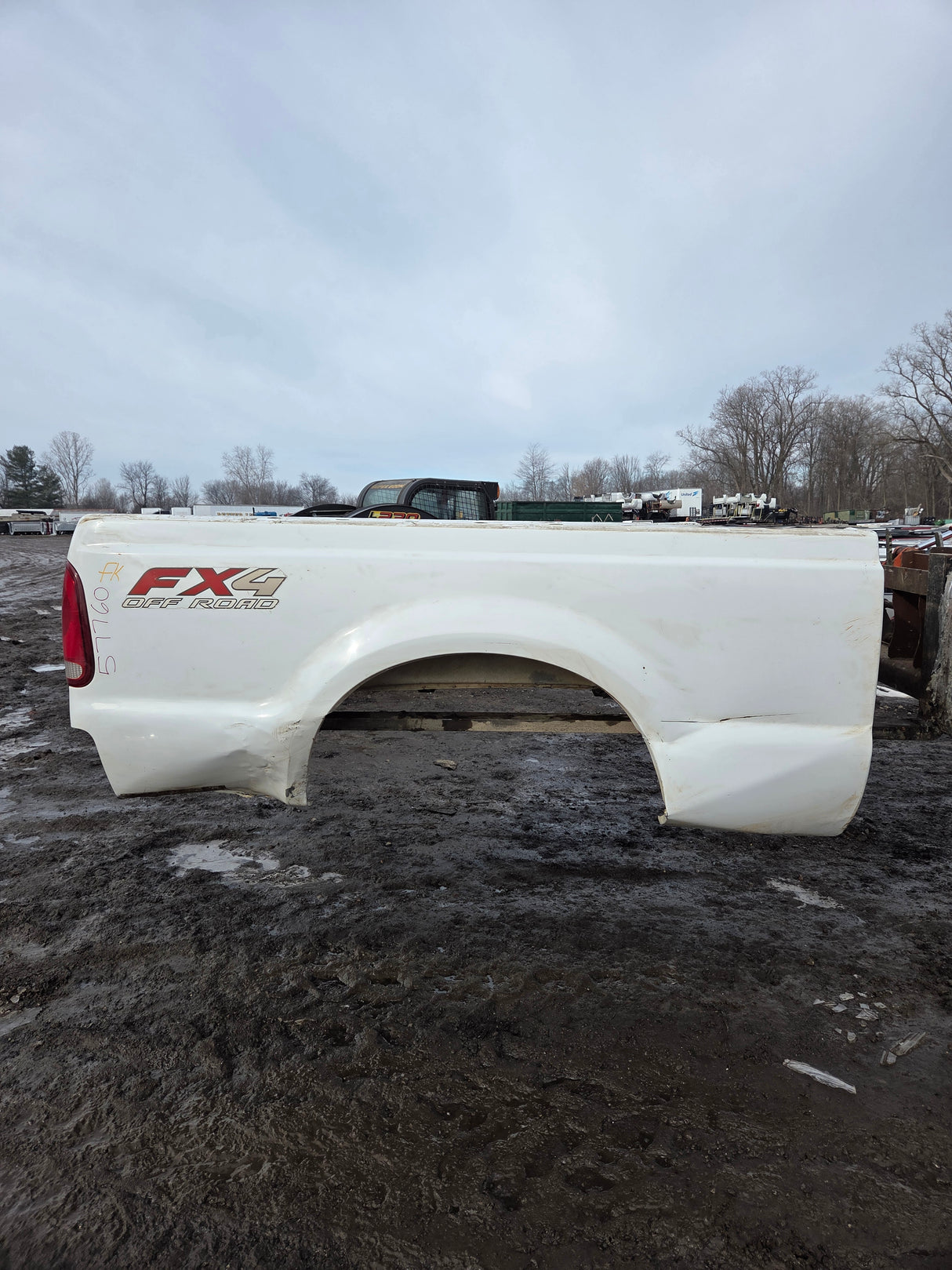 1999-2010 Ford Super Duty F250 F350 6' 9" Short Truck Bed