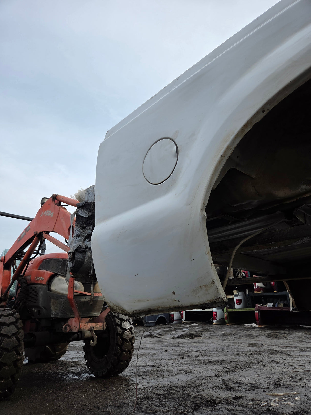 1999-2010 Ford Super Duty F250 F350 6' 9" Short Truck Bed