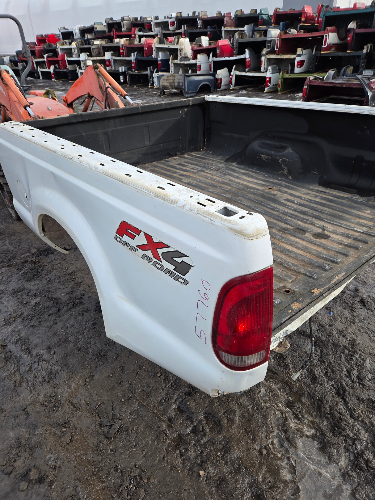 1999-2010 Ford Super Duty F250 F350 6' 9" Short Truck Bed