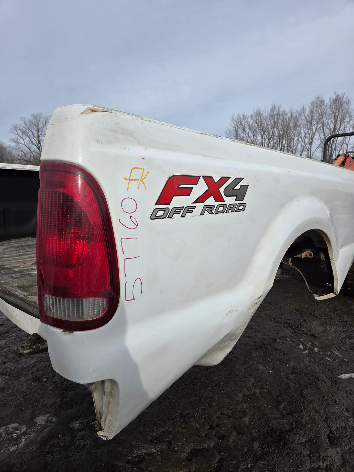 1999-2010 Ford Super Duty F250 F350 6' 9" Short Truck Bed