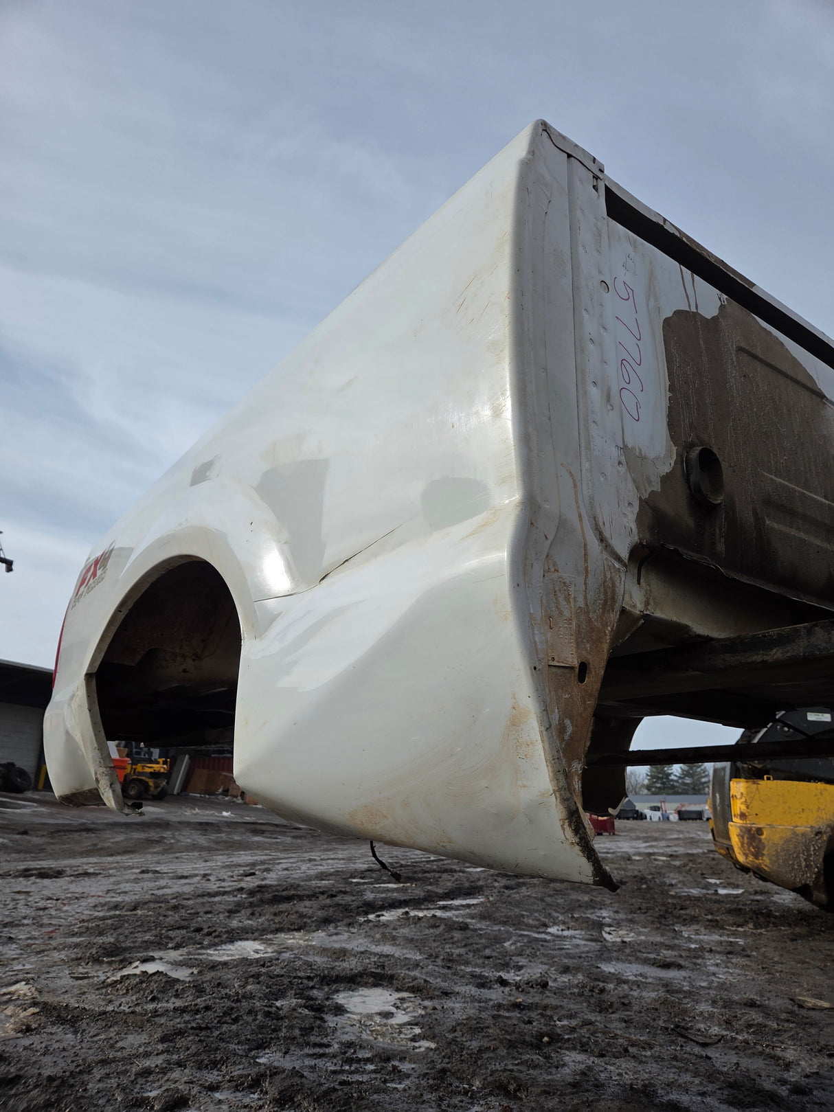 1999-2010 Ford Super Duty F250 F350 6' 9" Short Truck Bed
