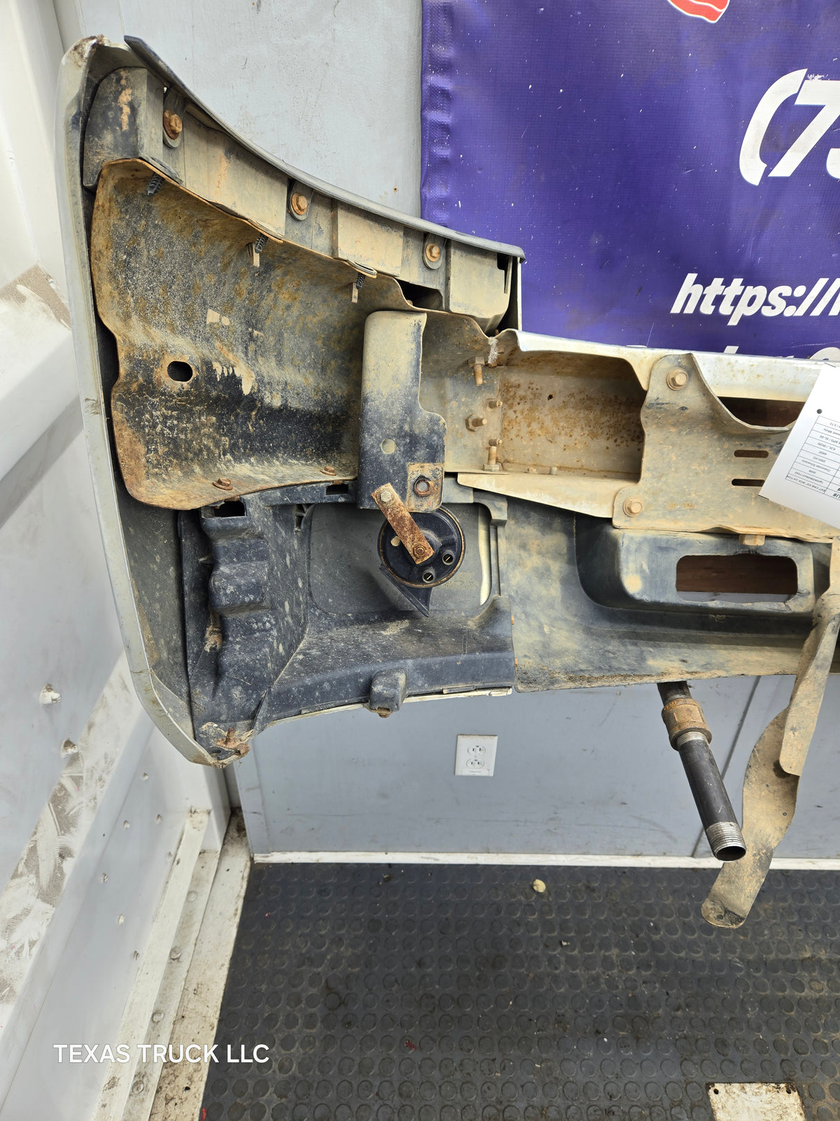 2007-2010 Chevrolet Silverado 2500 3500 HD Front Bumper