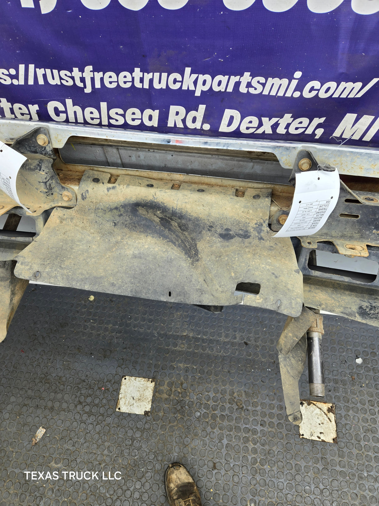 2007-2010 Chevrolet Silverado 2500 3500 HD Front Bumper