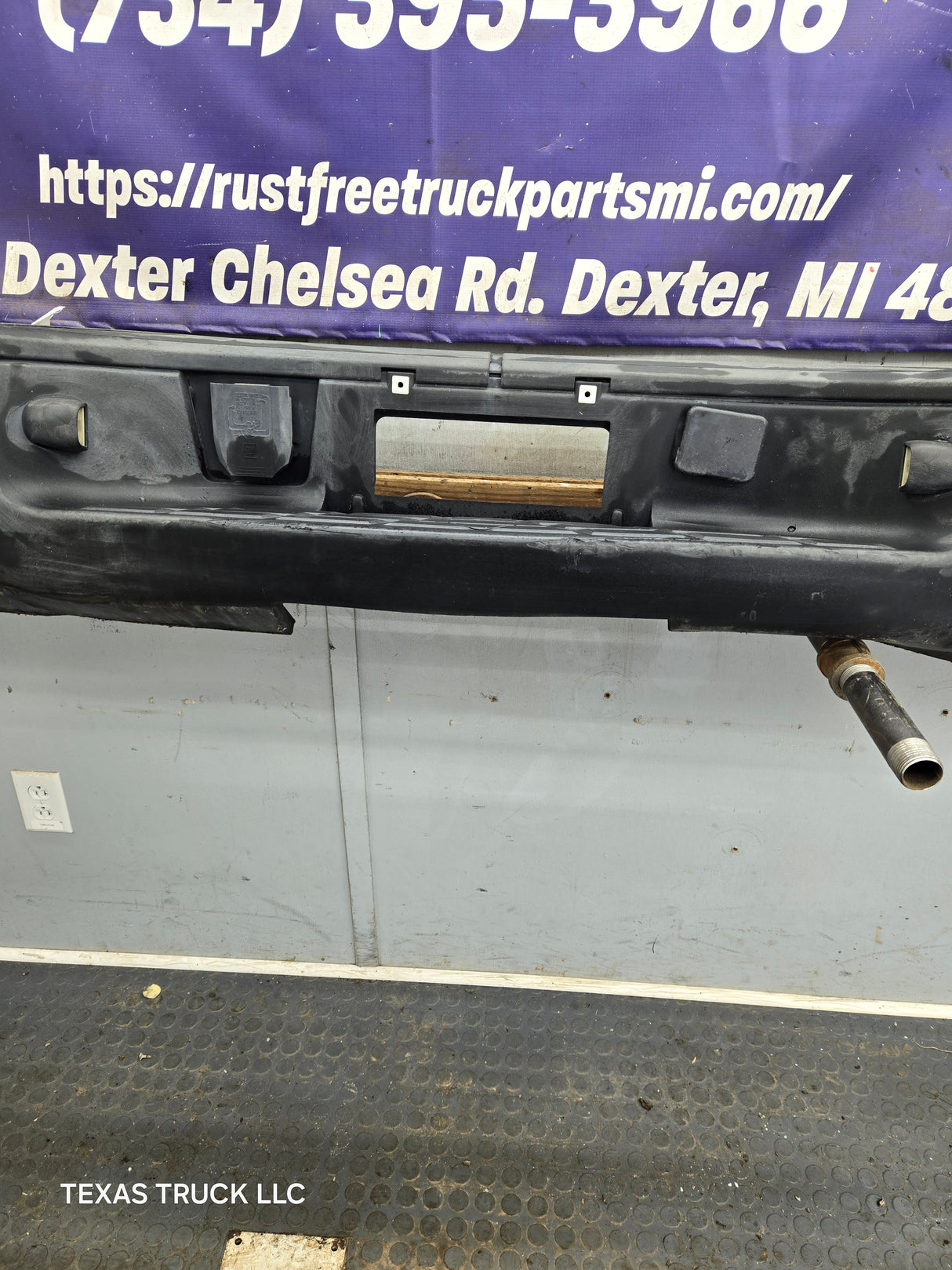 2011-2014 Chevrolet Silverado / GMC Sierra 1500 Rear Bumper