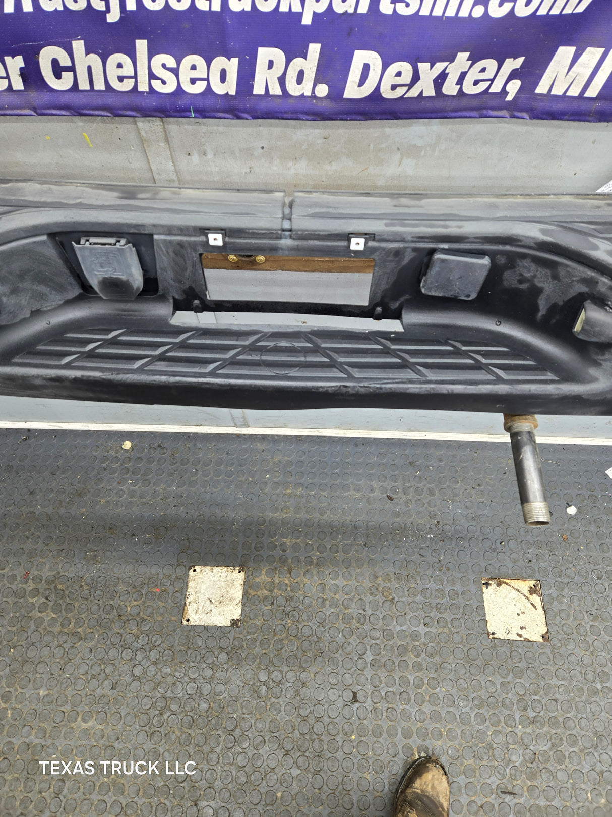 2011-2014 Chevrolet Silverado / GMC Sierra 1500 Rear Bumper