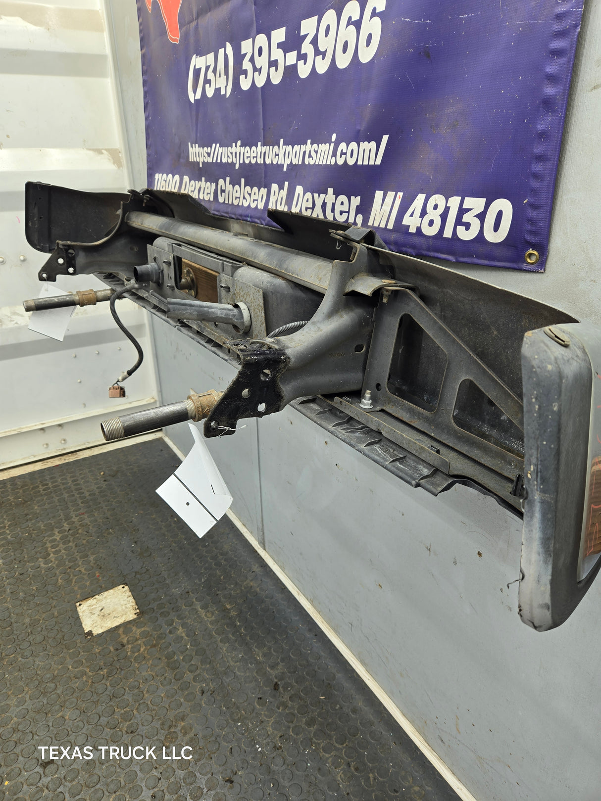 2011-2014 Chevrolet Silverado / GMC Sierra 1500 Rear Bumper