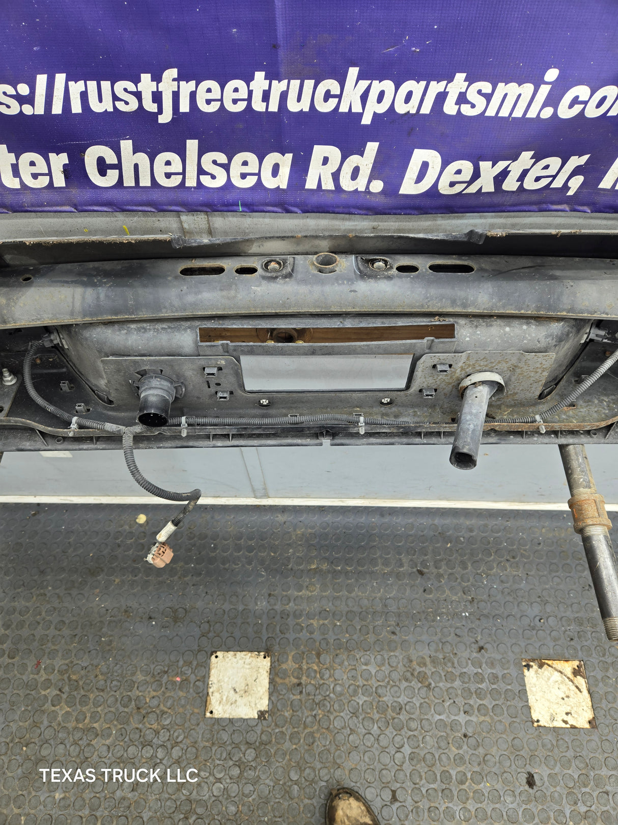 2011-2014 Chevrolet Silverado / GMC Sierra 1500 Rear Bumper