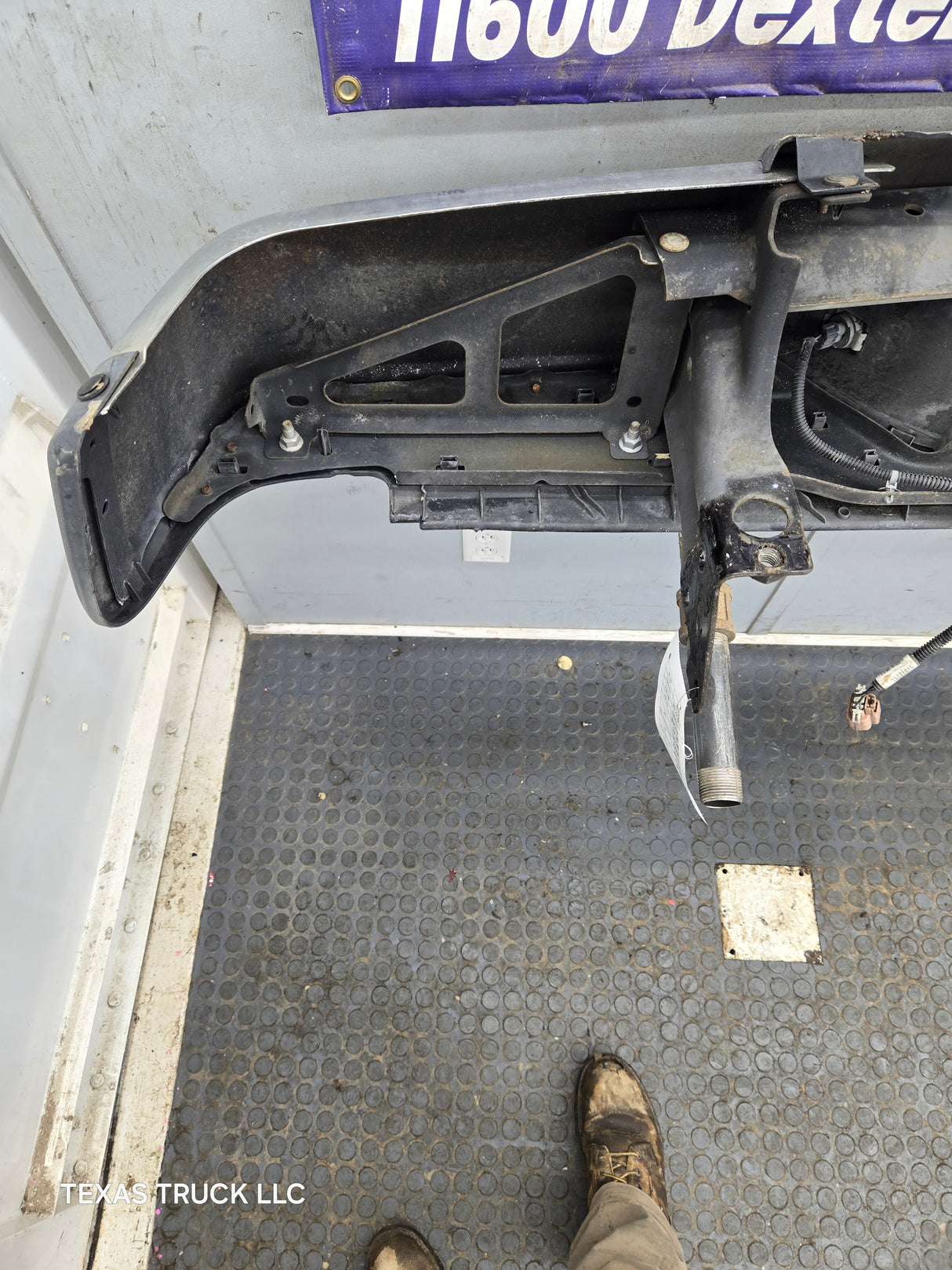 2011-2014 Chevrolet Silverado / GMC Sierra 1500 Rear Bumper