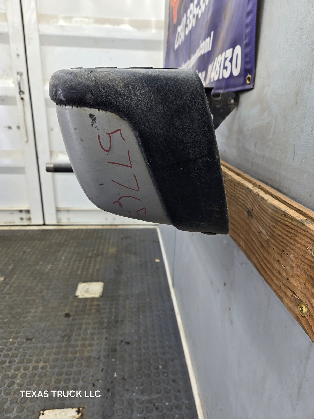 1999-2007 Chevrolet Silverado / GMC Sierra 1500 Rear Bumper