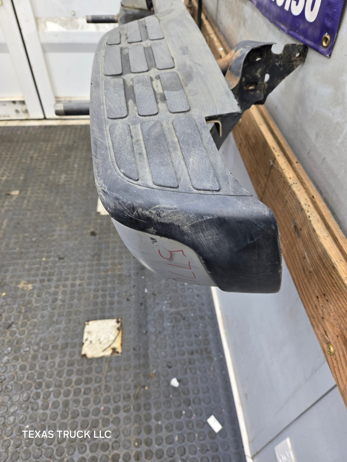 1999-2007 Chevrolet Silverado / GMC Sierra 1500 Rear Bumper