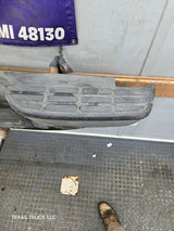 1999-2007 Chevrolet Silverado / GMC Sierra 1500 Rear Bumper