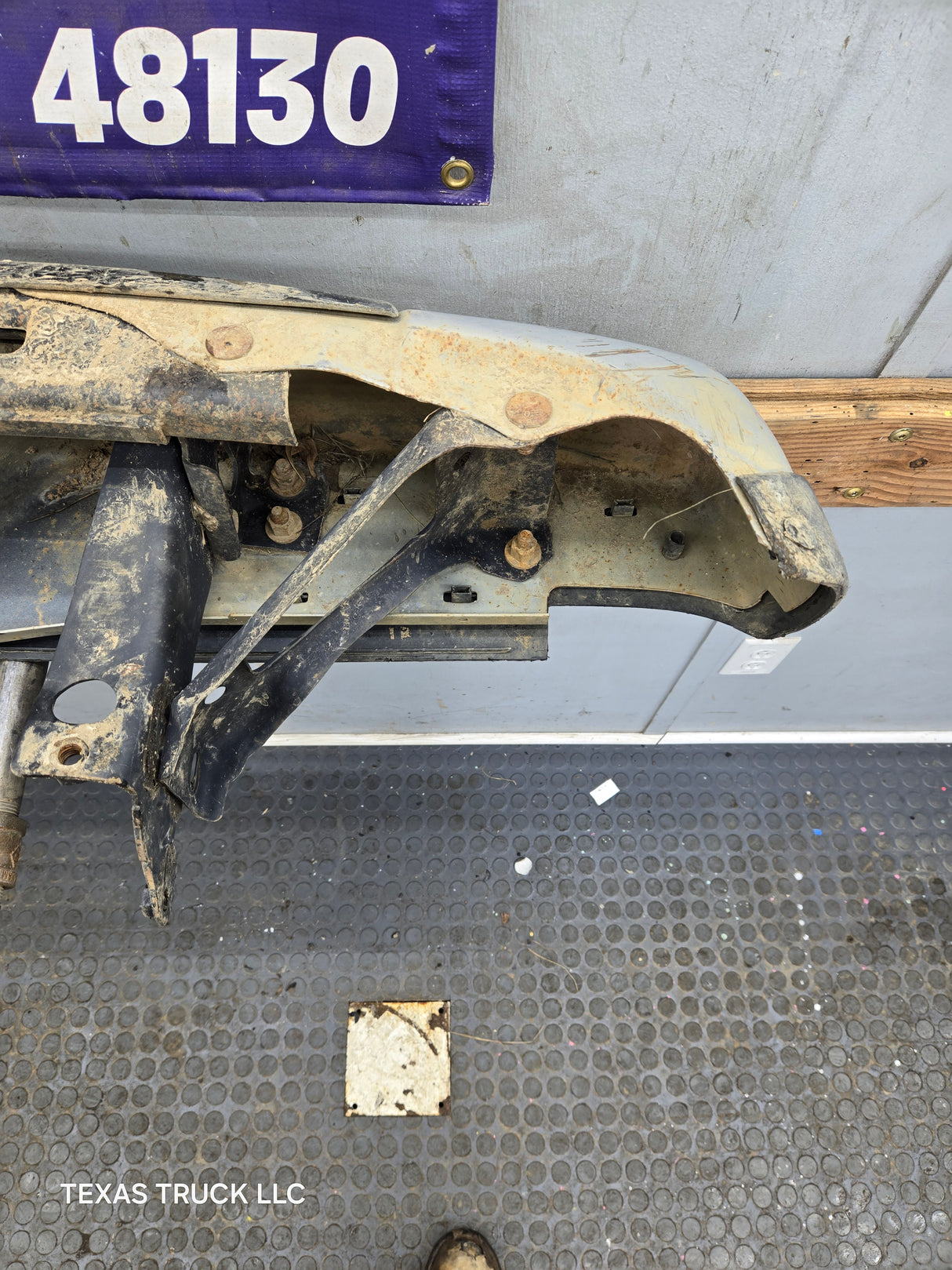 1999-2007 Chevrolet Silverado / GMC Sierra 1500 Rear Bumper