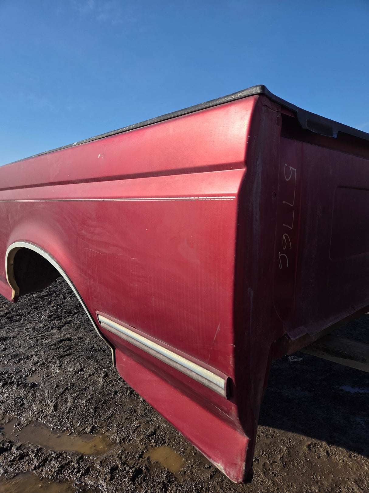 1987-1997 Ford F150 F250 F350 OBS 6' 9" Short Truck Bed
