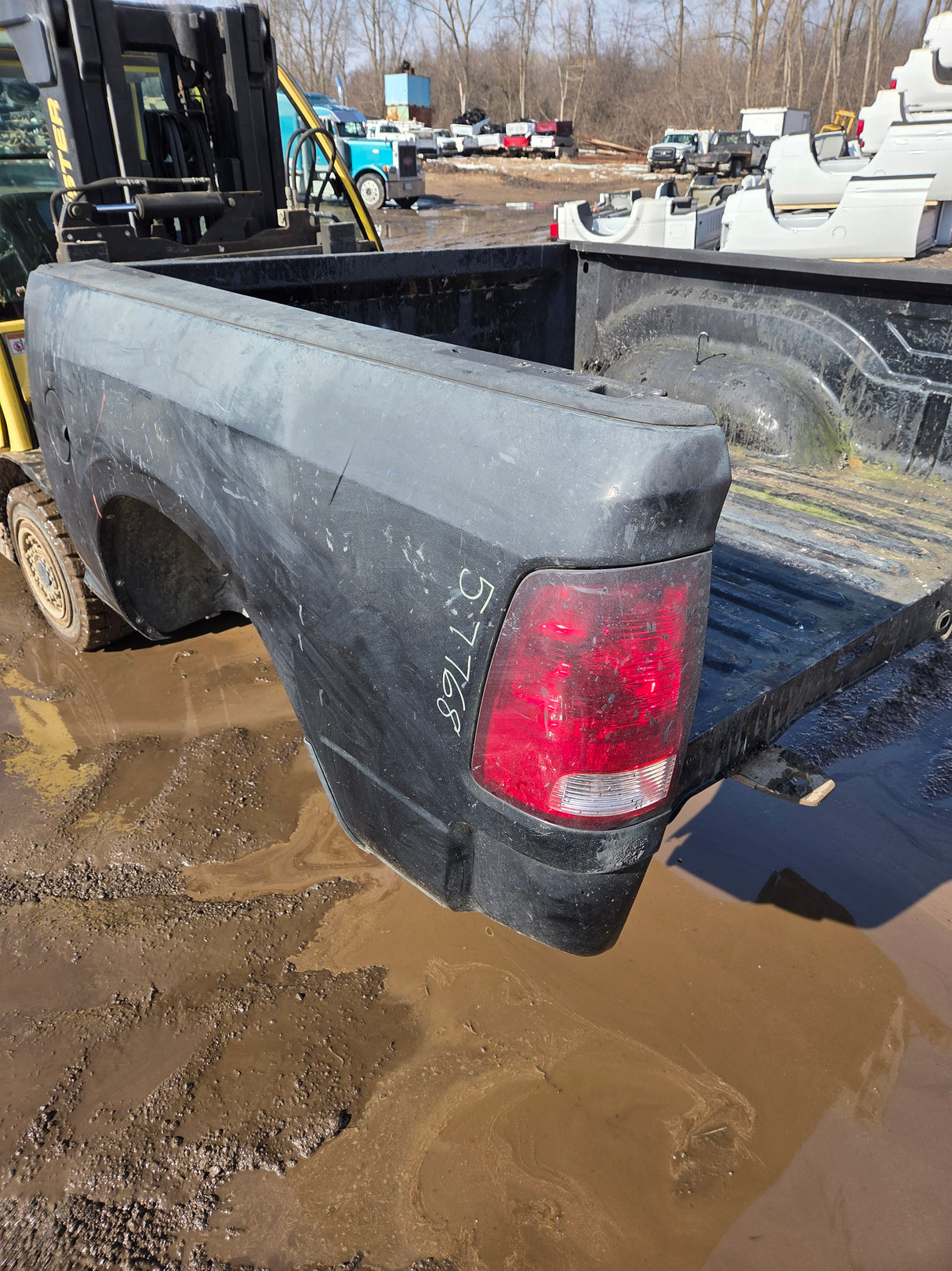 2009-2018 Dodge Ram 1500 4th gen 5' 7" Short Truck Bed