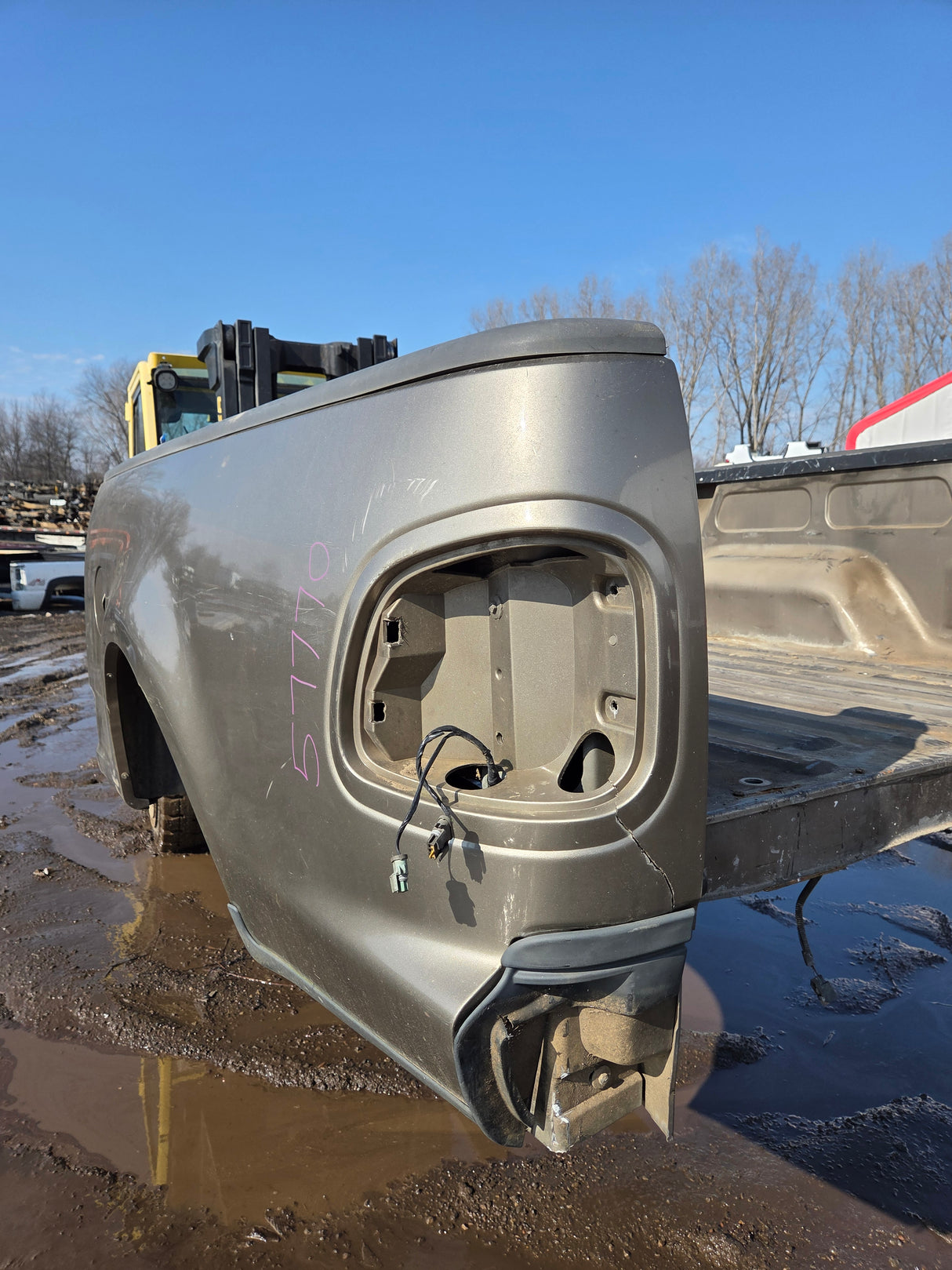 1997-2003 Ford F150 5' 6" Short Truck Bed