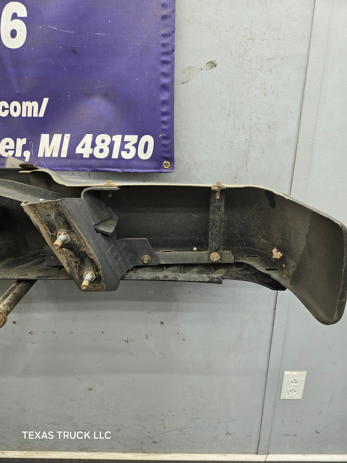 2009-2014 Ford F150 Painted Rear Bumper