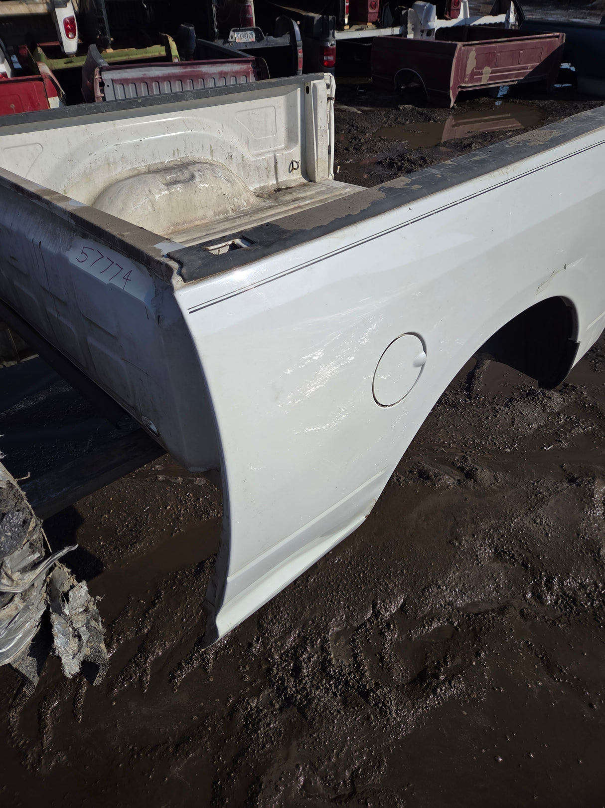 2009-2018 Dodge Ram 4th Gen 1500 2500 3500 6' 4" Short Truck Bed