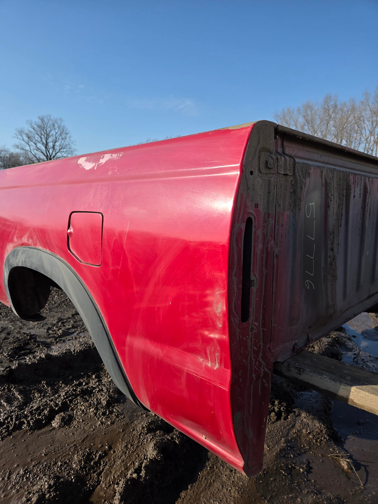 1998-2000 Nissan Frontier Long Bed Truck Bed