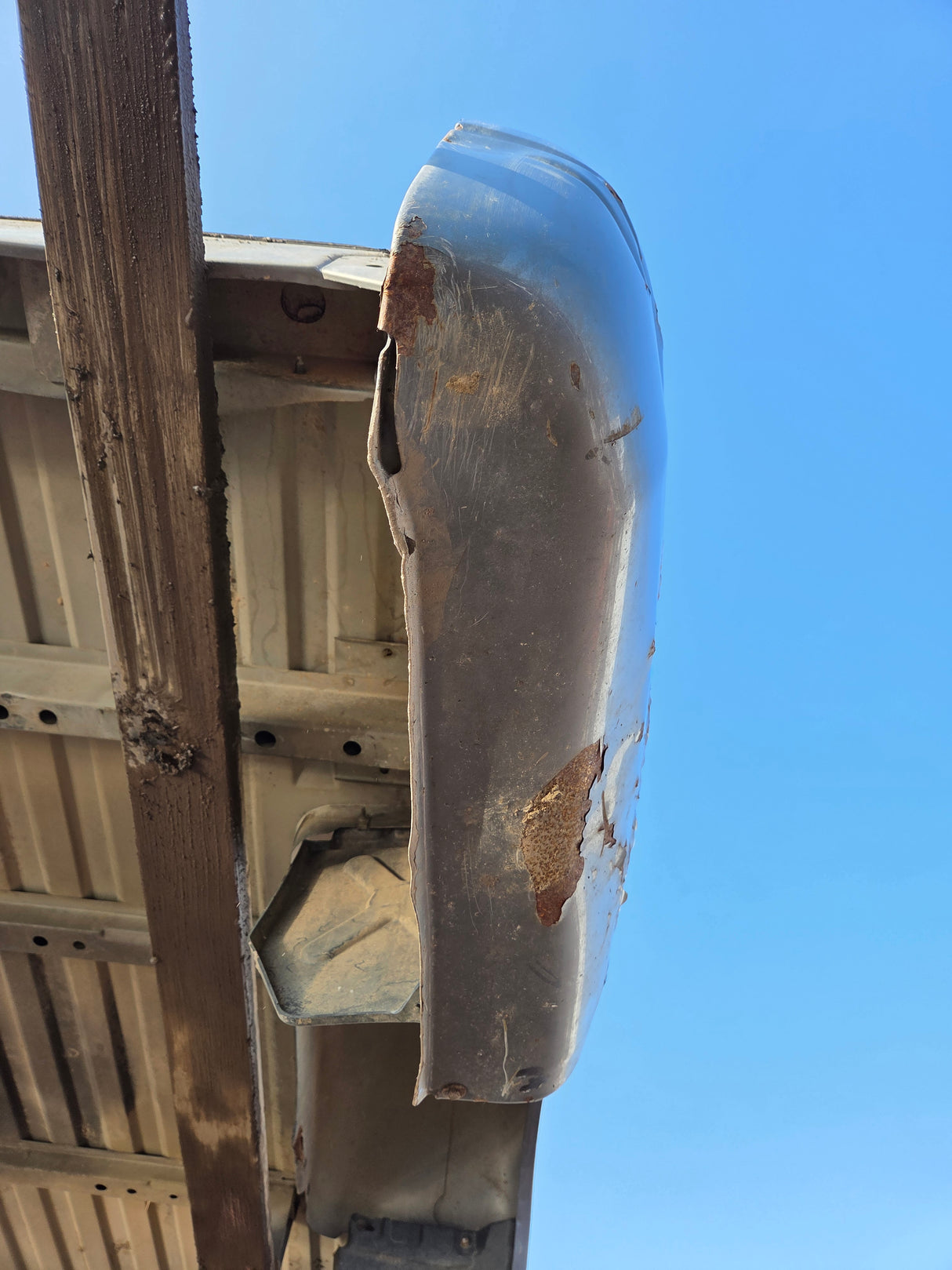 2005-2011 Dodge Dakota 3rd Gen 6' 5" Short Truck Bed