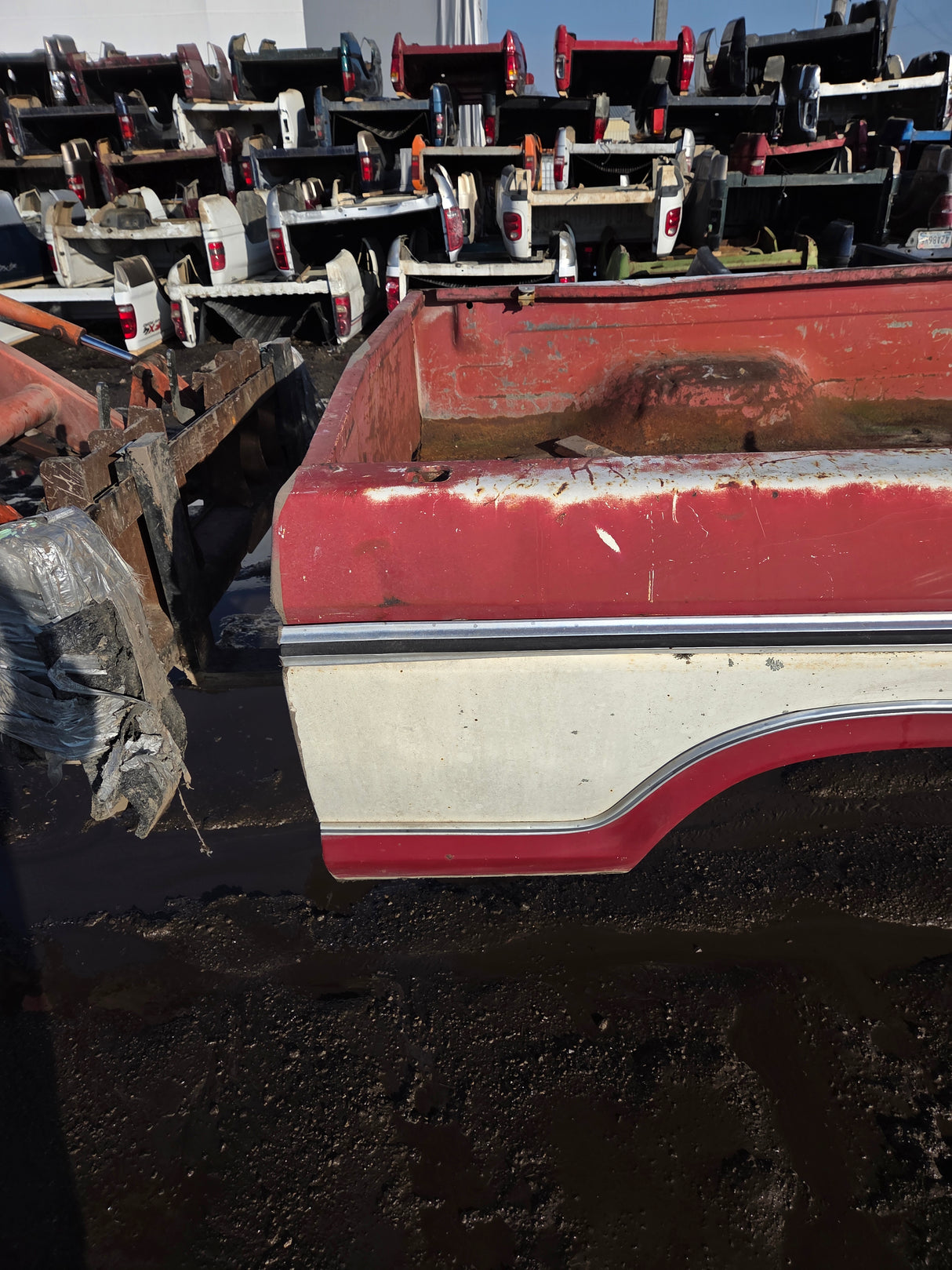 1973-1979 Ford F100 F150 F250 F350 6' 9" Short Truck Bed