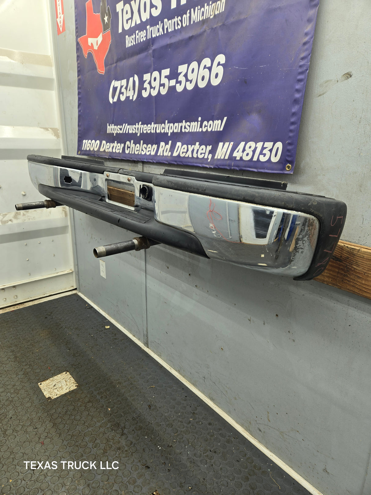 1999-2007 Chevrolet Silverado / GMC Sierra 2500 3500 HD Rear Bumper Chrome