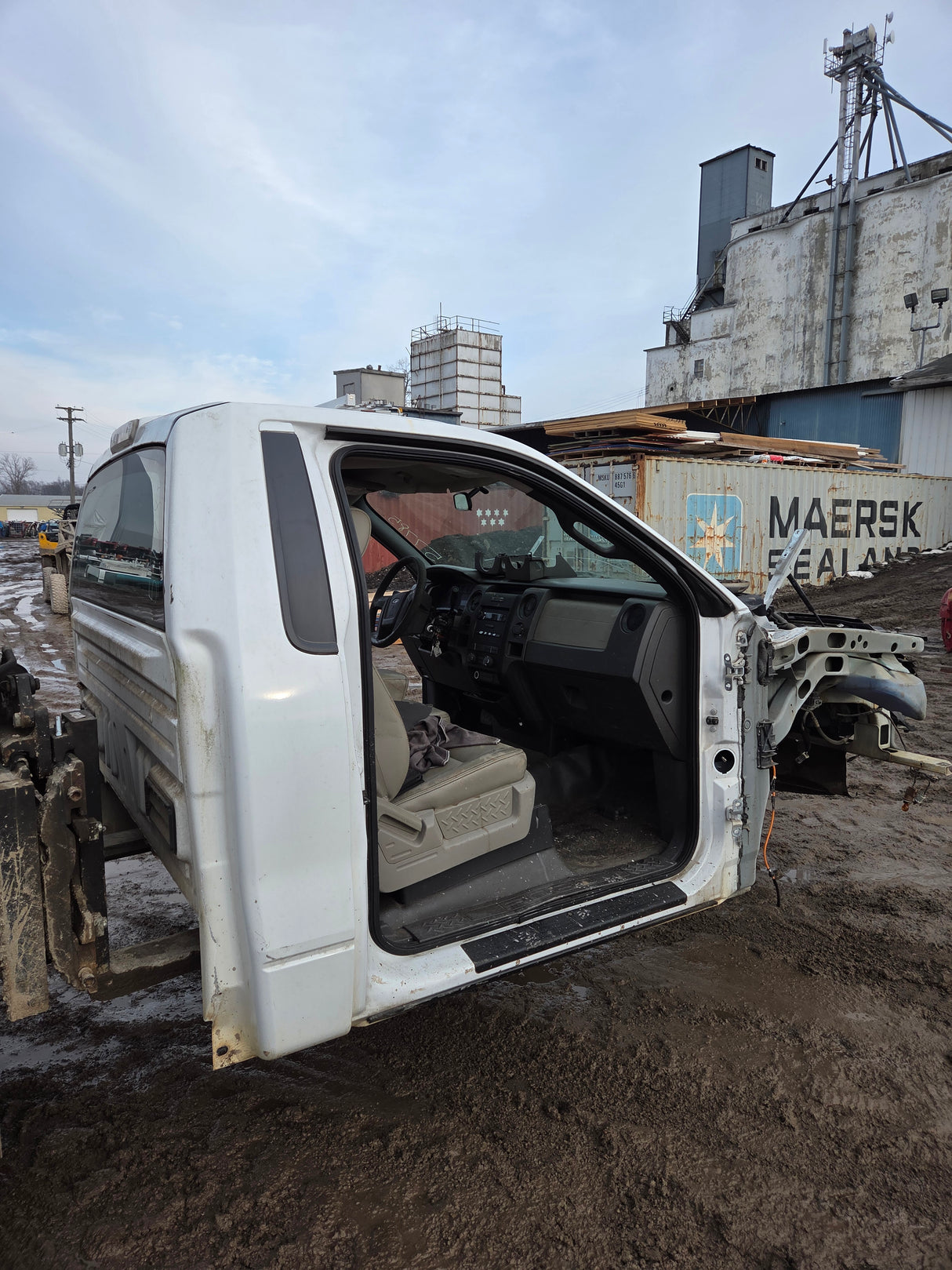 2004-2008 Ford F150 2 Door Regular Cab - Oxford White