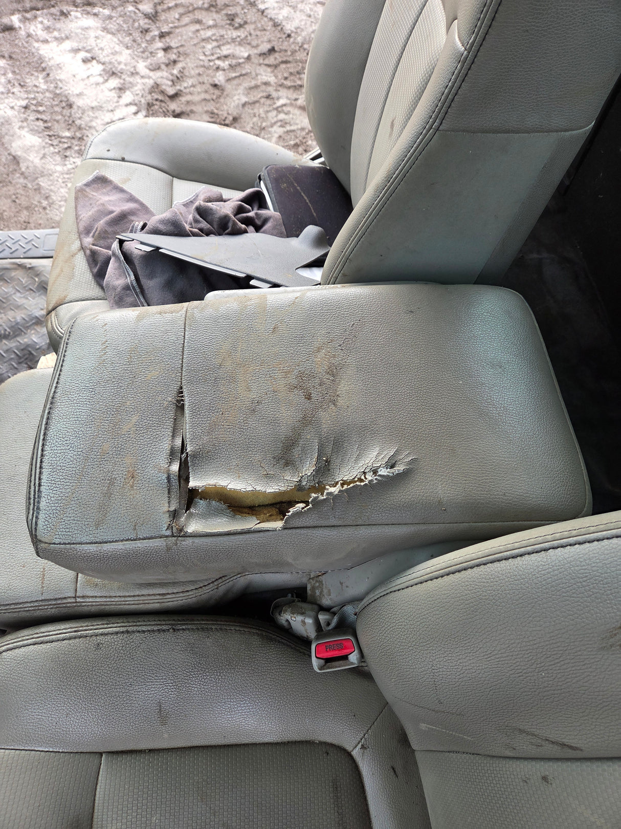 2004-2008 Ford F150 2 Door Regular Cab - Oxford White