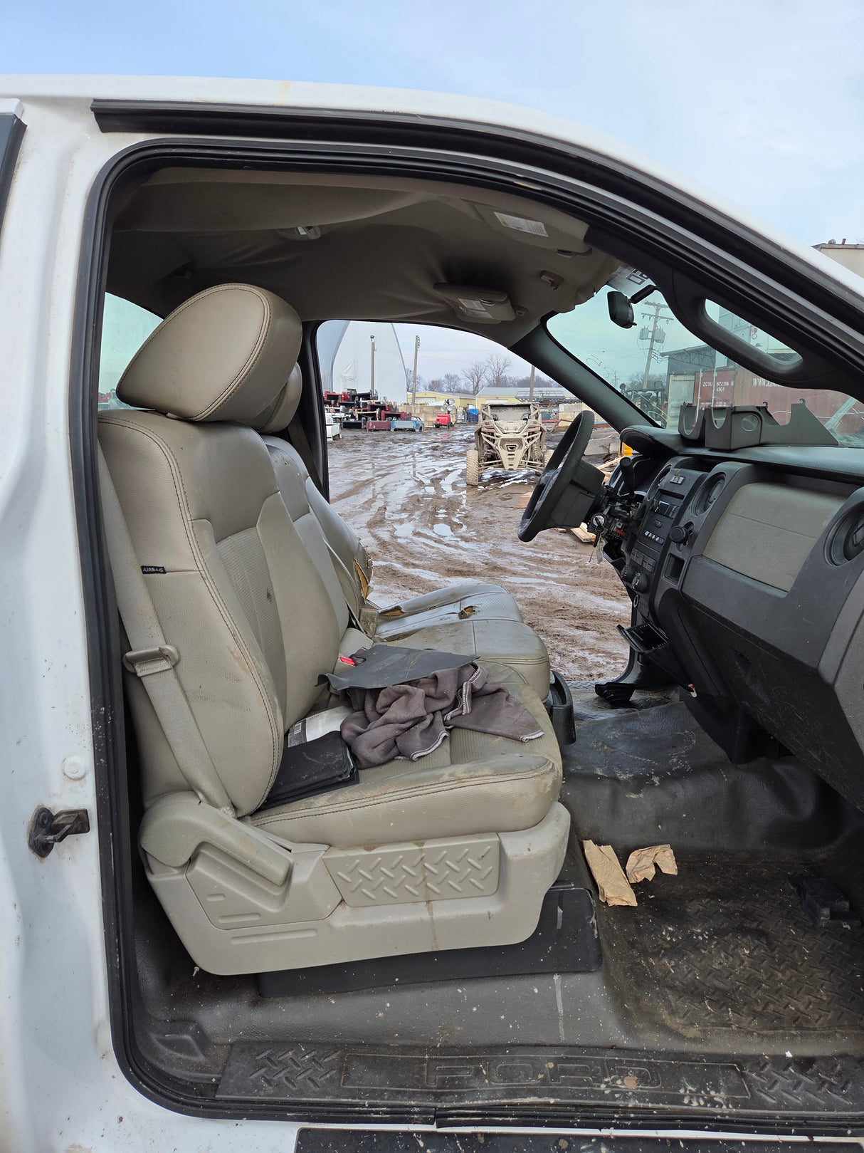 2004-2008 Ford F150 2 Door Regular Cab - Oxford White