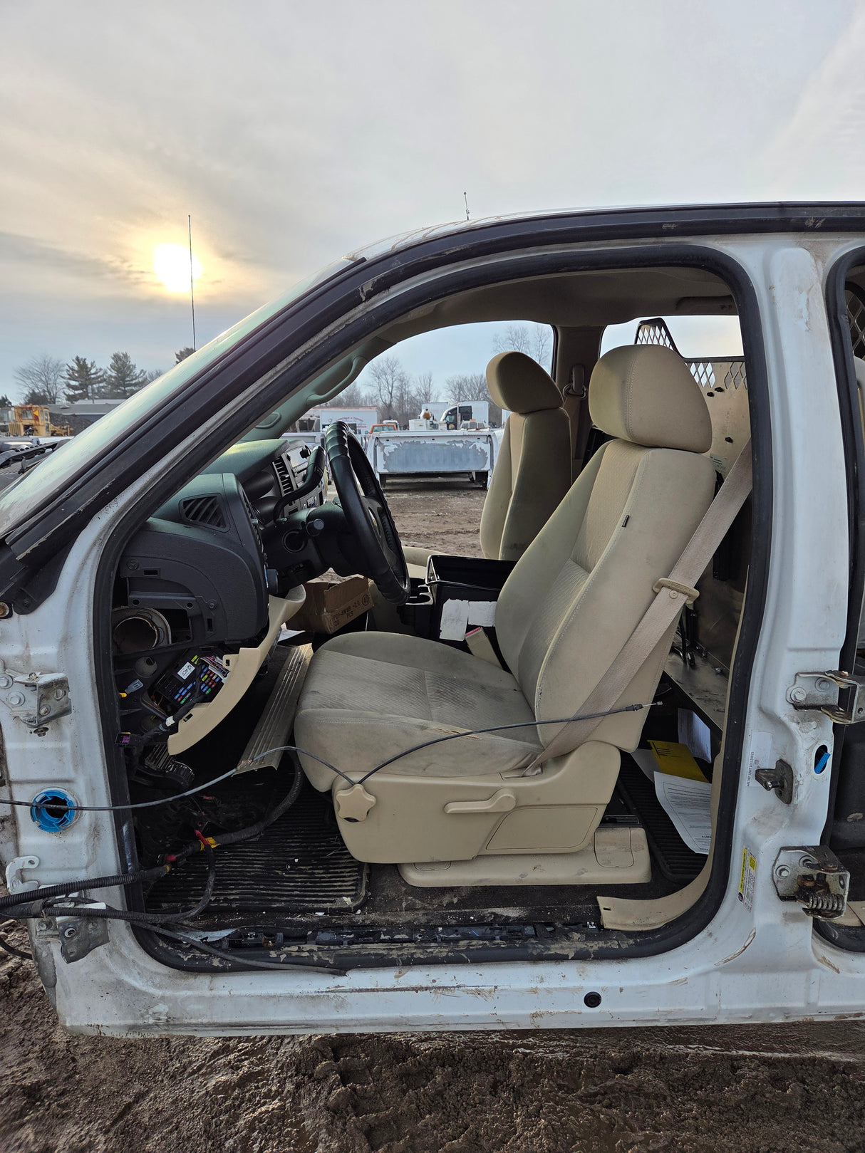 2007-2013 Chevrolet Silverado / GMC Sierra 1500 2500 3500 HD Crew Cab