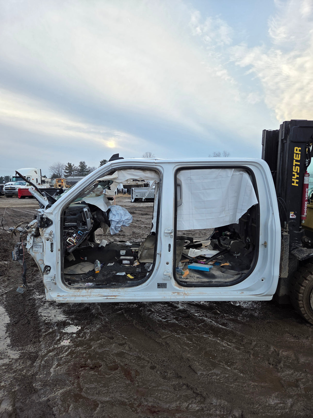 2014-2019 Chevrolet Silverado GMC Sierra 1500 2500 3500 HD Crew Cab 4 door Truck Cab