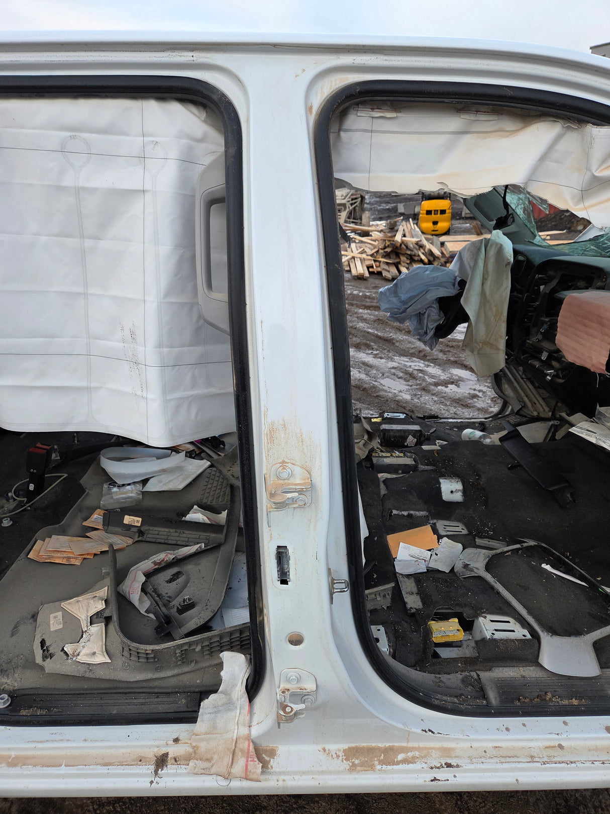 2014-2019 Chevrolet Silverado GMC Sierra 1500 2500 3500 HD Crew Cab 4 door Truck Cab