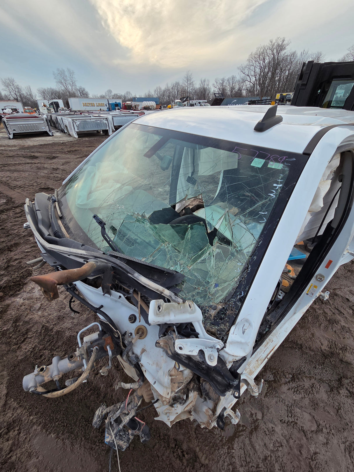 2014-2019 Chevrolet Silverado GMC Sierra 1500 2500 3500 HD Crew Cab 4 door Truck Cab