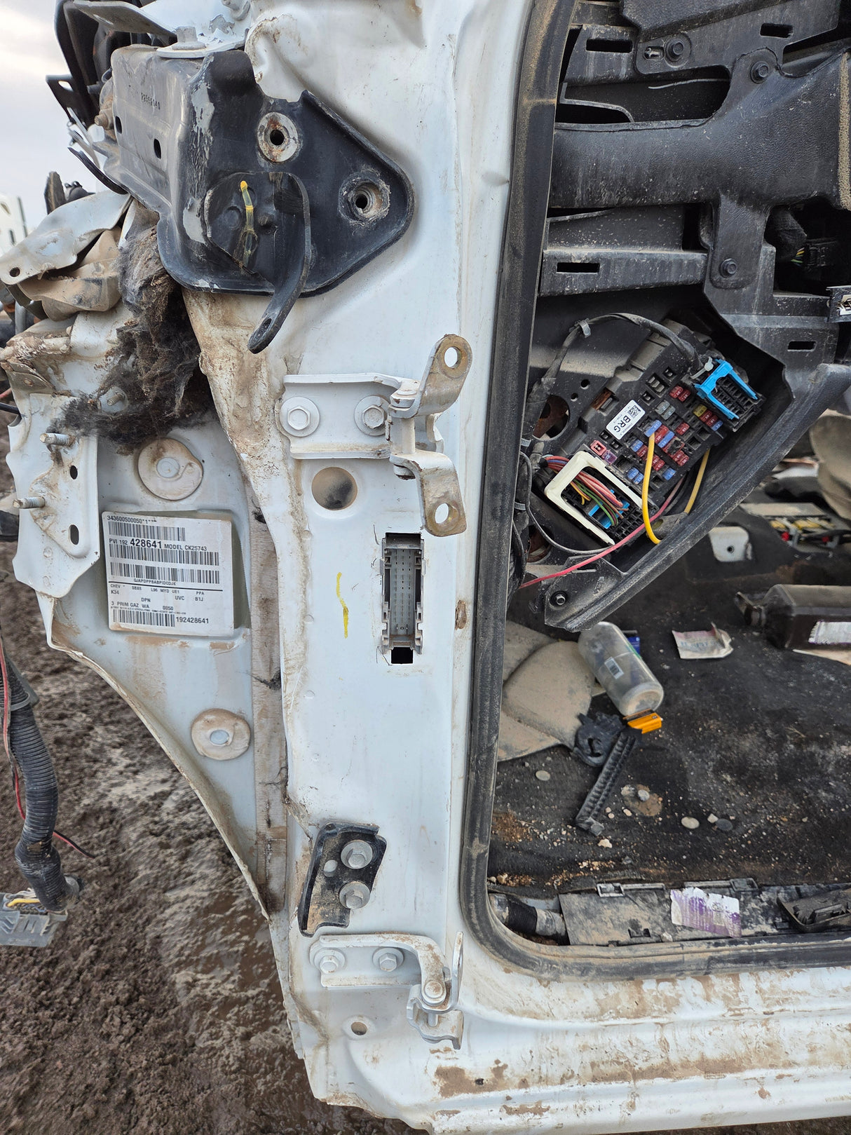 2014-2019 Chevrolet Silverado GMC Sierra 1500 2500 3500 HD Crew Cab 4 door Truck Cab