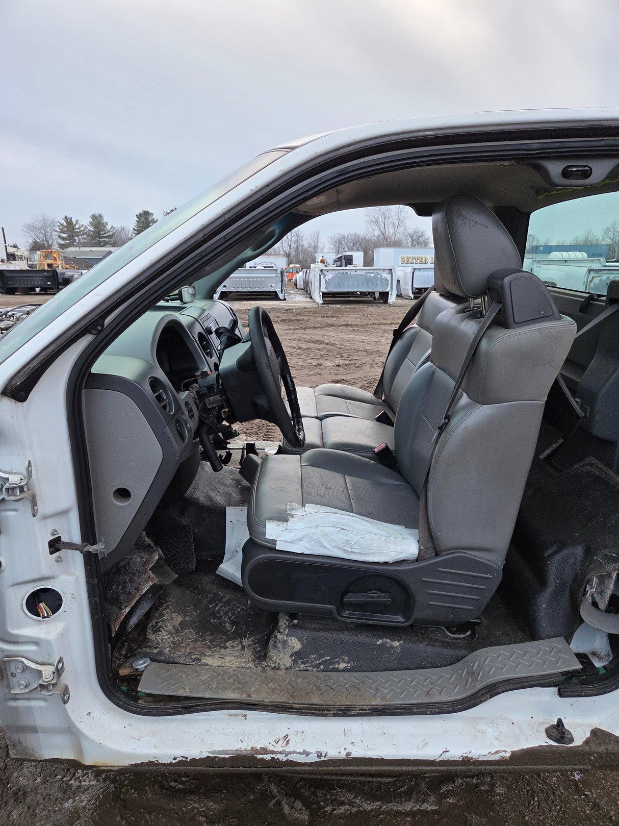 2004-2008 Ford F150 4 Door "Plus" Cab - Oxford White