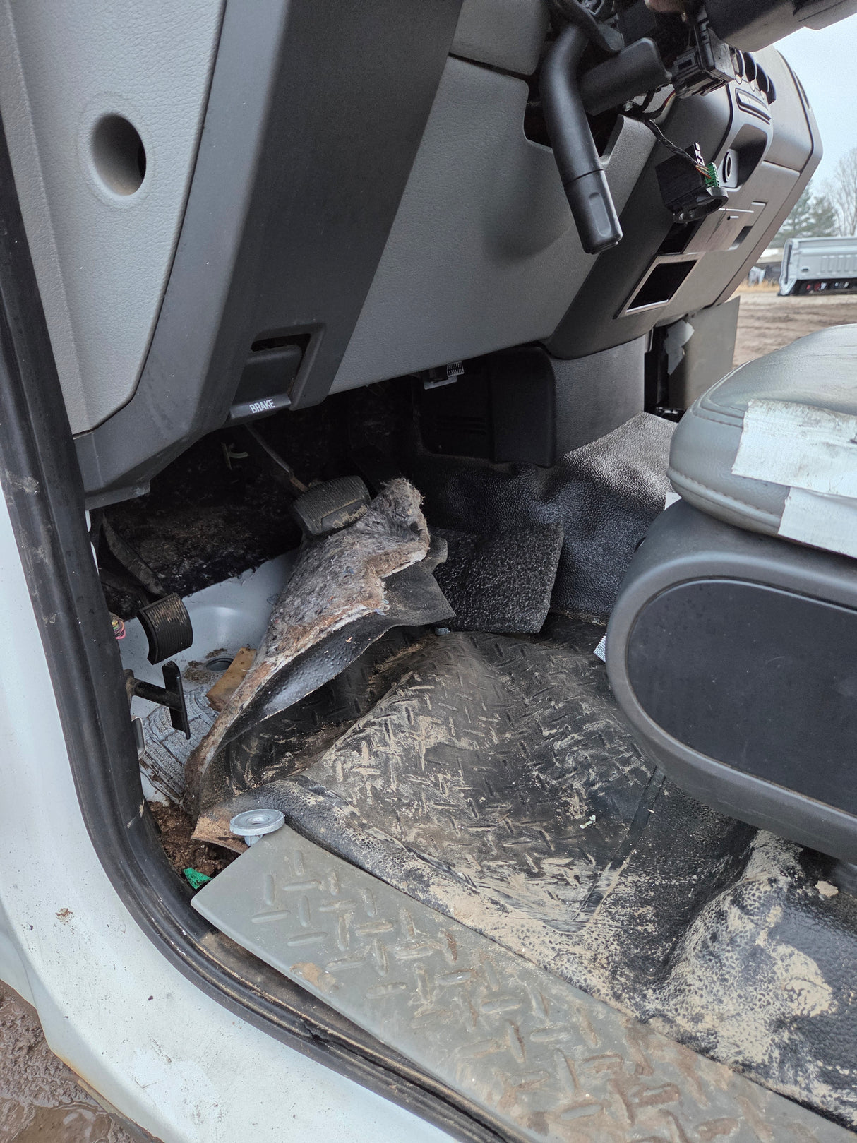 2004-2008 Ford F150 4 Door "Plus" Cab - Oxford White