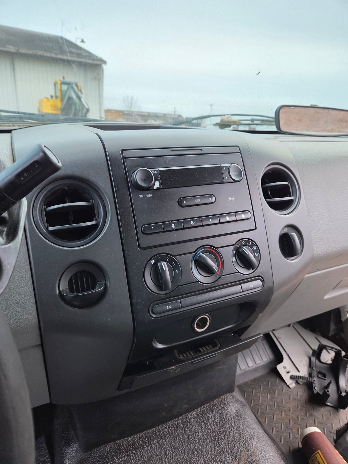 2004-2008 Ford F150 4 Door "Plus" Cab - Oxford White