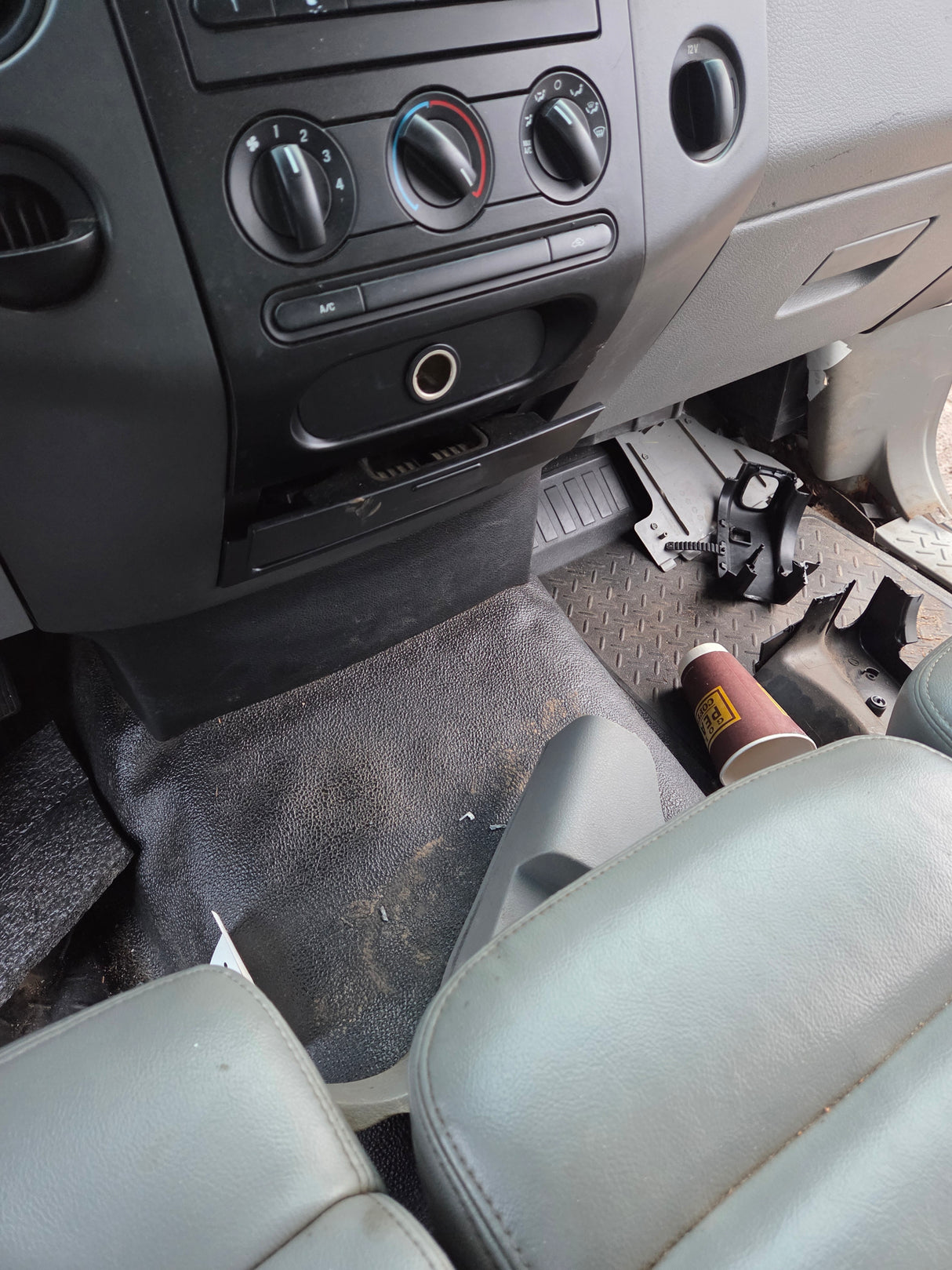 2004-2008 Ford F150 4 Door "Plus" Cab - Oxford White