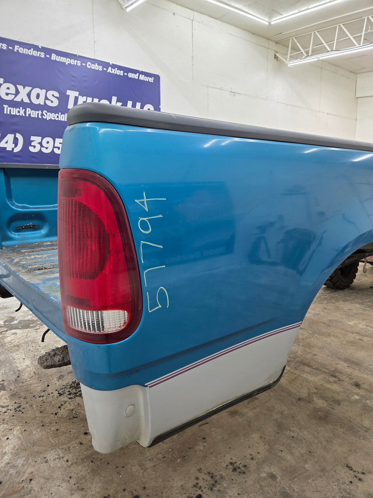1997-2003 Ford F150 6' 6" Short Truck Bed
