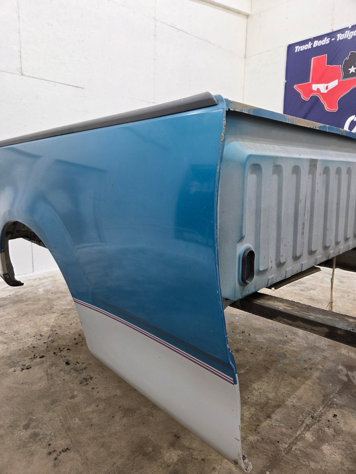 1997-2003 Ford F150 6' 6" Short Truck Bed