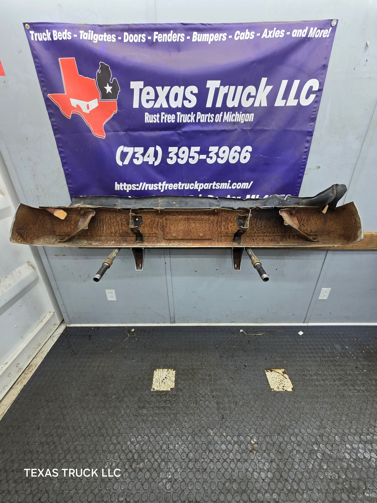 1983-1991 Chevrolet Silverado / GMC Sierra Square Body Front Bumper With Push Bars
