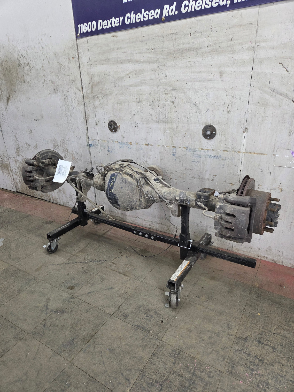 2011-2012 Ford Super Duty F250 F350 Rear Axle 3.73 Gear Ratio Electric Locking Rear End 143k miles