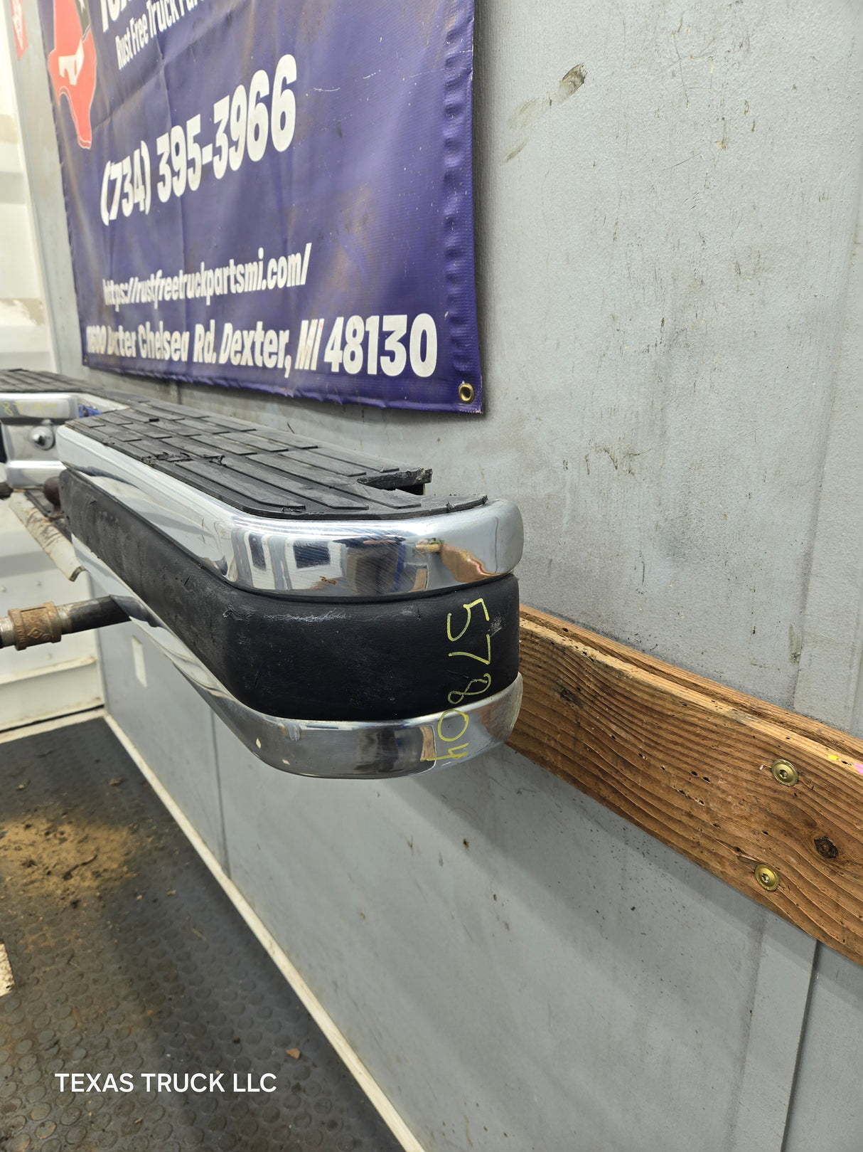 1980-1997 Ford F100 F150 F250 F350 Rear Bumper