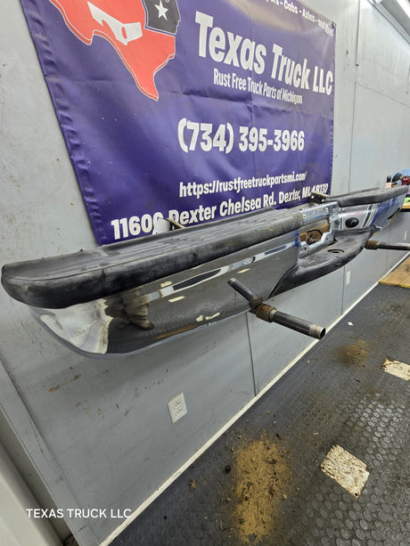1999-2007 Ford Super Duty F250 F350 F450 F550 Rear Bumper