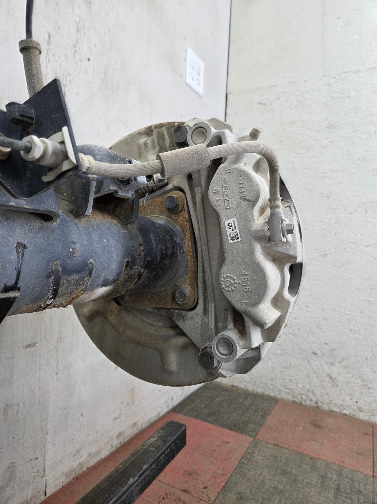 2011-2019 Chevrolet Silverado / GMC Sierra 2500 3500 HD Rear Axle 4.10 10.5"