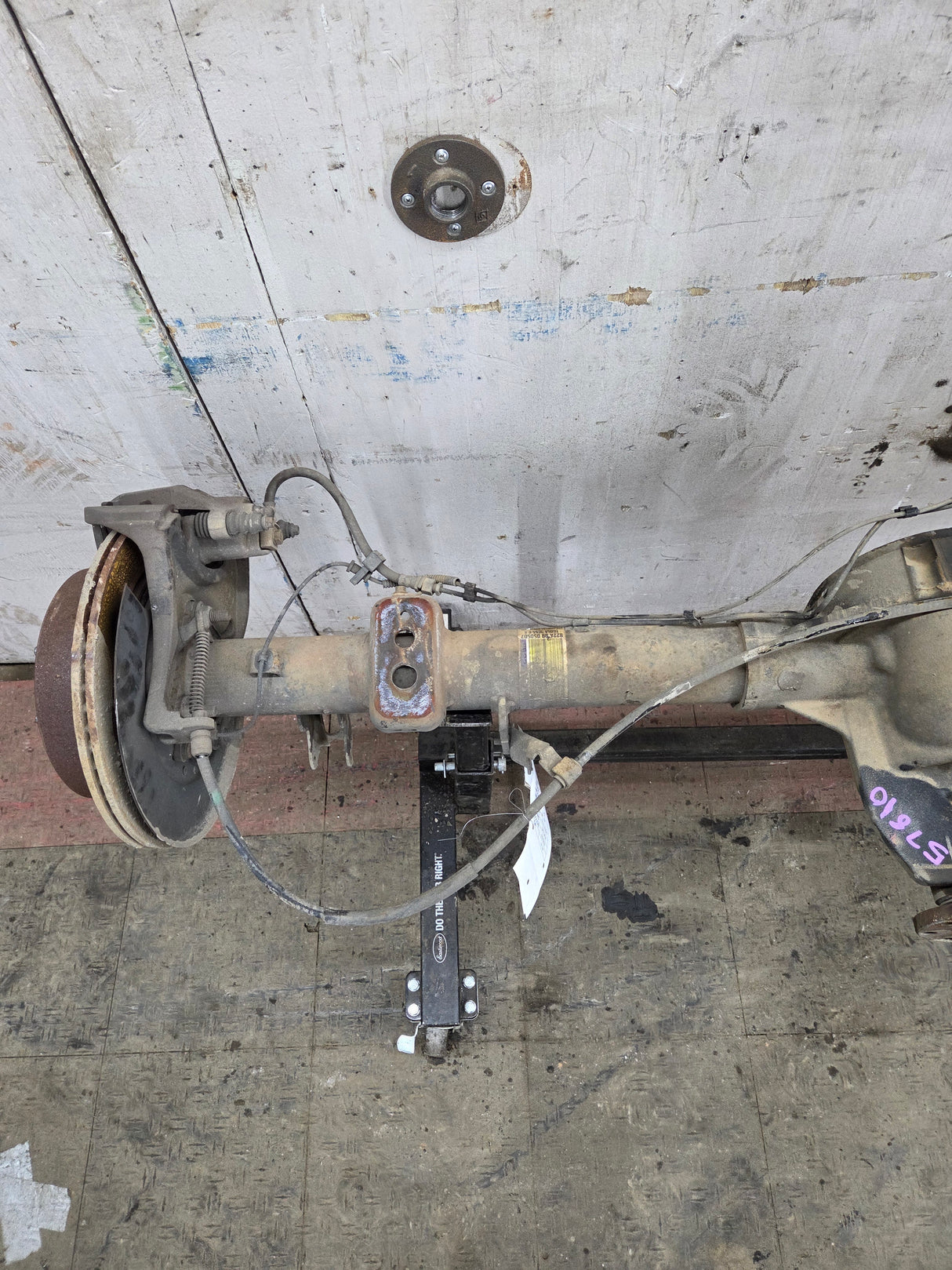 2009-2011 Ford F150 Rear Axle 3.55 Gear Ratio