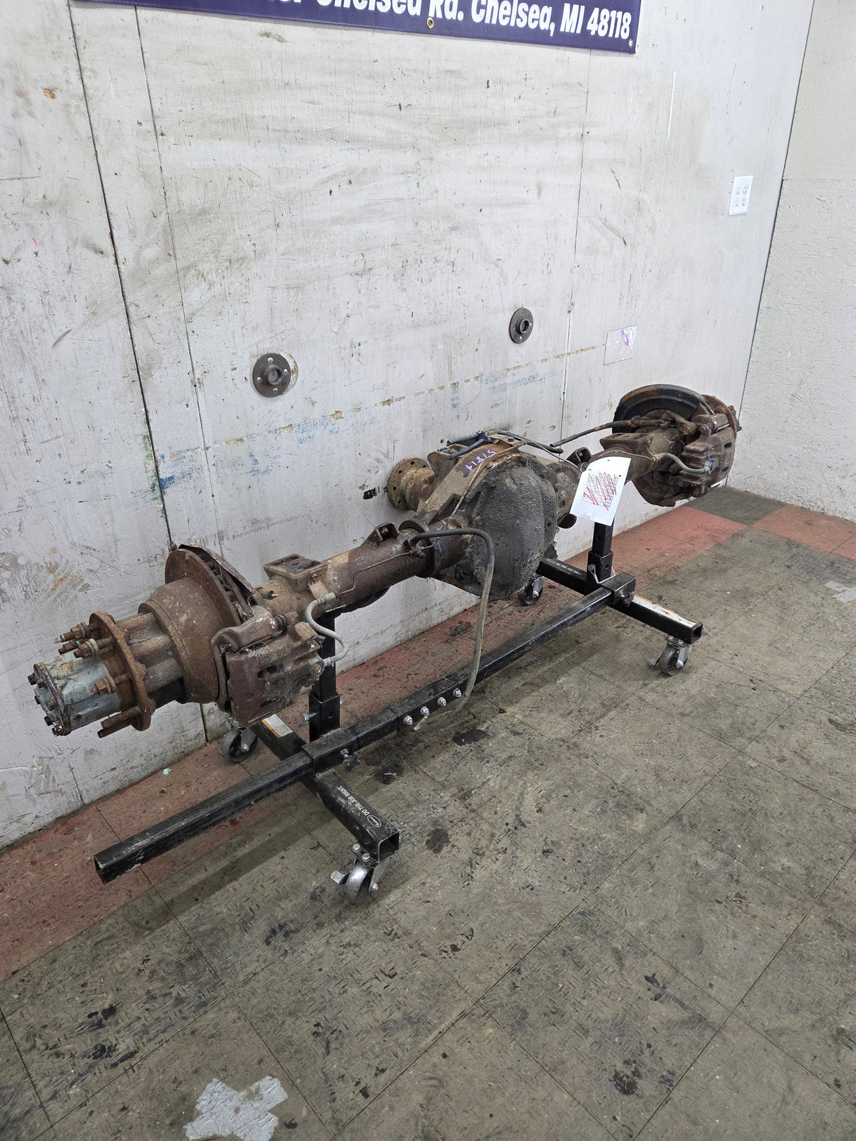 2005-2007 Ford Super Duty F350 DRW Dually Rear Axle 4.10 Gear Ratio